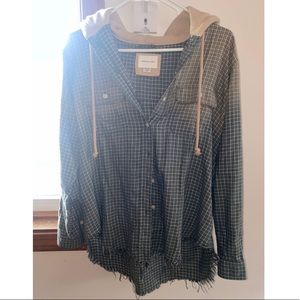 AE Oversized Hooded Flannel Shirt - XS (Runs large!)